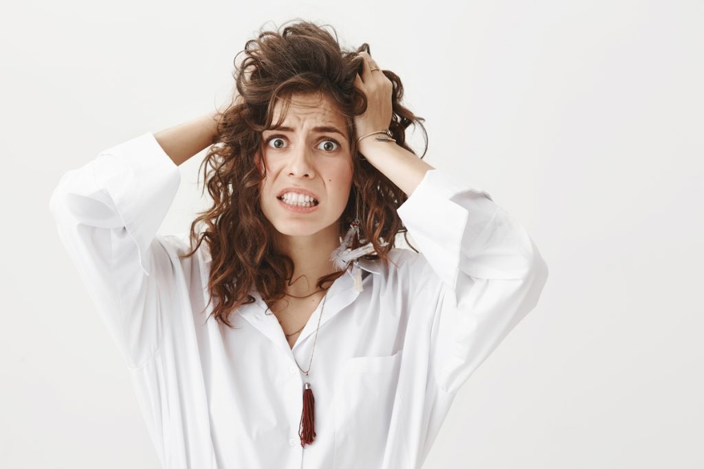 Queda de cabelo emocional: como reconhecer e tratar?
